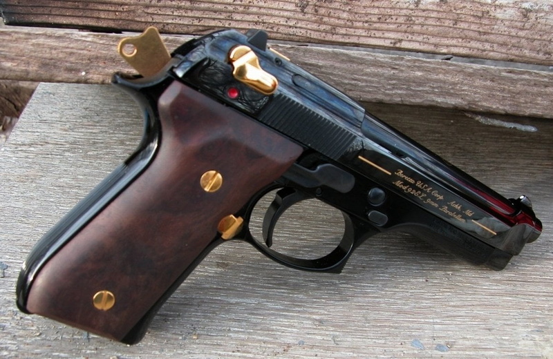 Pistol, 480P, communication, still life, wood - material, black, weapon, Beretta, black color, personal accessory, handgun, no people, protection, table