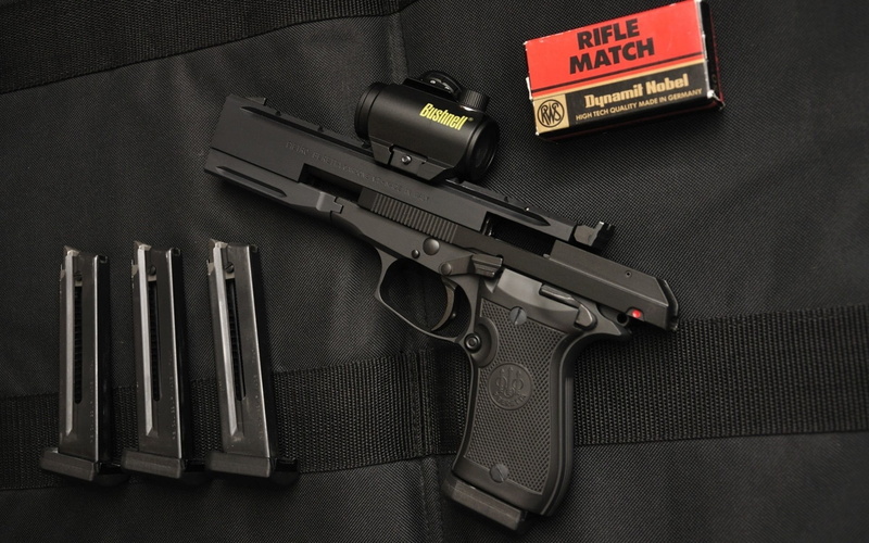 Beretta 87 Target, Beretta 87, Beretta, 1080P, made in Italy, chargers, gun, spare chargers, pistol, weapon, ammunition