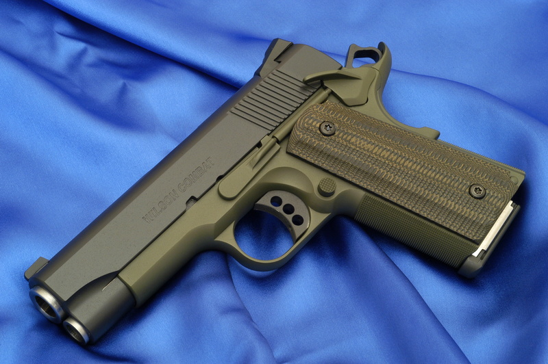 indoors, M1911 pistol, no people, 2K, Colt, Weapons, black, M1911, bed, close-up, blue, aggression, purple, green, security, sign, social issues, crime