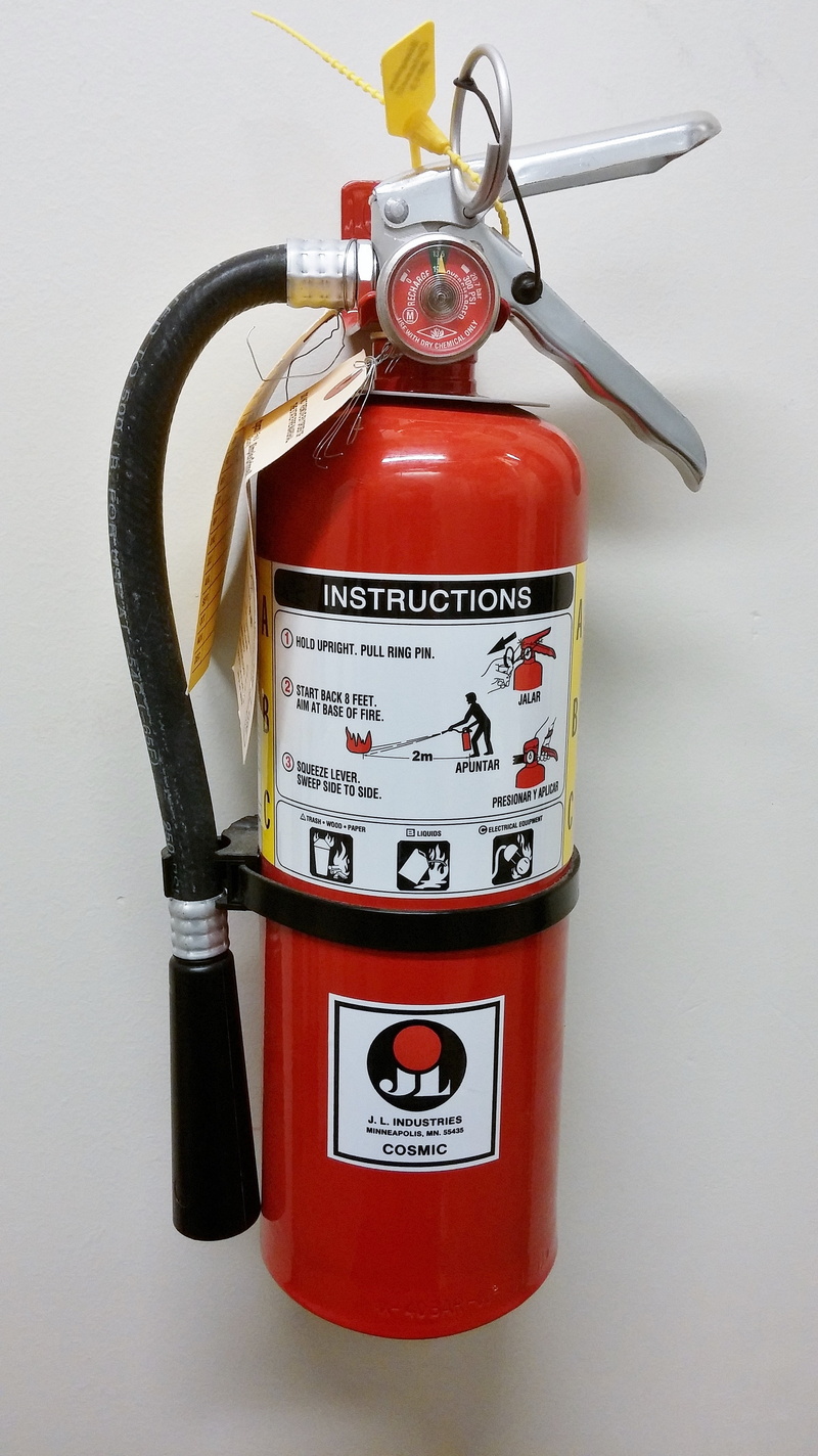 close-up, western script, text, accuracy, communication, fire drencher, still life, fire, extinguishing, fire-fighting, fire-suppressor, fire hose, accidents and disasters