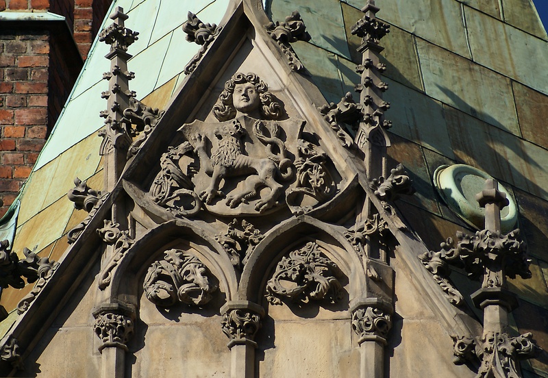 built structure, sculptures, building and construction, stone ornaments, human representation, roofing, openwork, 2K, place of worship, verdict, the past