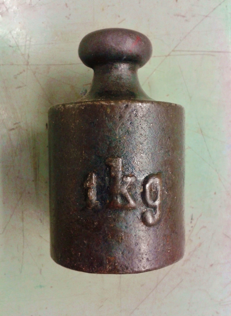 wall - building feature, close-up, metal, still life, alloy, Horizontal, weathered, equipment, old, 1kg, outdoors, day, steel, weight control, decline