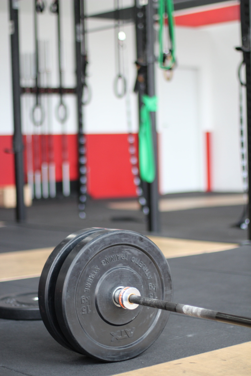 exercising, depth, barbell, sports equipment, weight training, lead weight, weight lifting, equipment, lifestyles, wheel, photography, kilo, sports training
