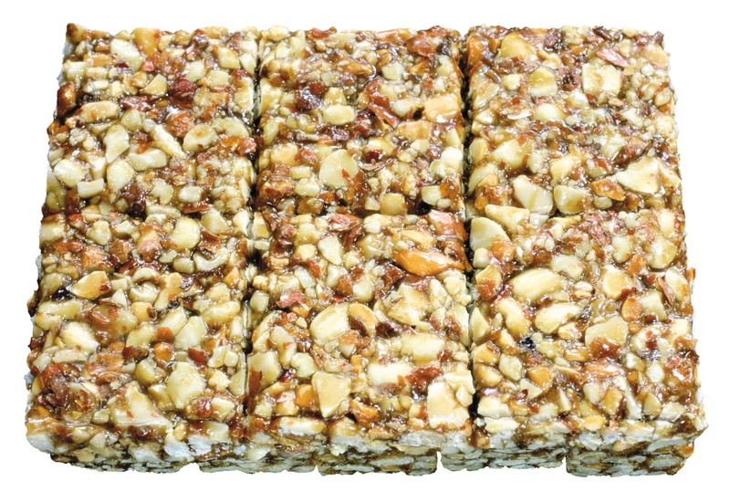 breakfast, freshness, ready-to-eat, chocolate, wellbeing, nut - food, snack, oats - food, vegetarian food, corns, nut, kozinaki, studio shot, protein bar