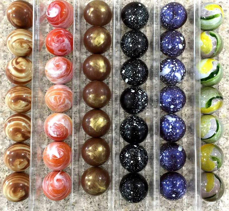 backgrounds, brown, decorative, large group of objects, belgian, full frame, bonbon, luxury, holiday, gourmet, confection, patisserie, dark, choice, temptation