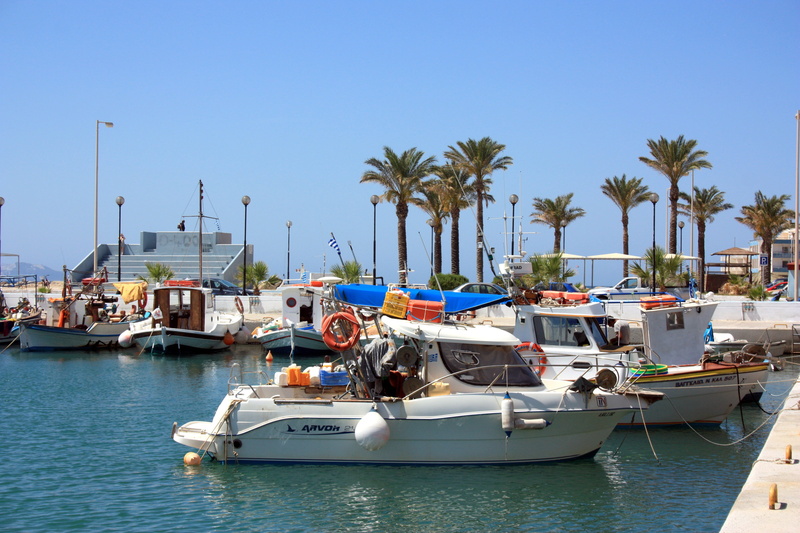 vacation, day, tourist, palm tree, harbor, sunlight, waterfront, 4K, tourism, sky, tropical climate, luxury, sea, fishing boat, greece, coats, sailboat