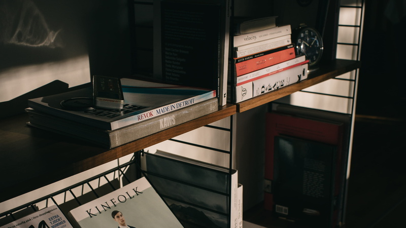 technology, kinfolk, western script, equipment, furniture, still life, day, kaws, computer, no people, absence, books, shadow, non-western script, table