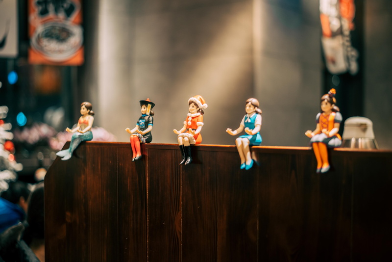 figures, person, seesaw, side by side, table, doll, women, human, waiting, lens cap, helmet, super mario, order, clothing, adult, disk, action, treasure