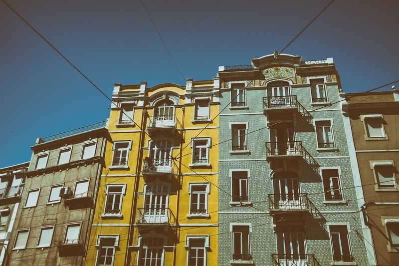 captured, blue, city, power line, yellow, urban Scene, balcony, nature, 4K, angle, clear sky, residential District, facade, day, shot, architecture, Portugal