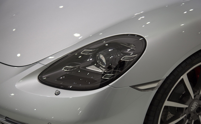 computer, headlight, transportation, hardware, motor vehicle, mouse, electronics, mode of transportation, close-up, land vehicle, luxury, travel, wealth