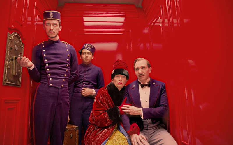 lift, togetherness, front view, outdoors, red, friendship, men, young Adult, happiness, 720P, people, cheerful, purple, smiling, jacket, maid, adult, uniform