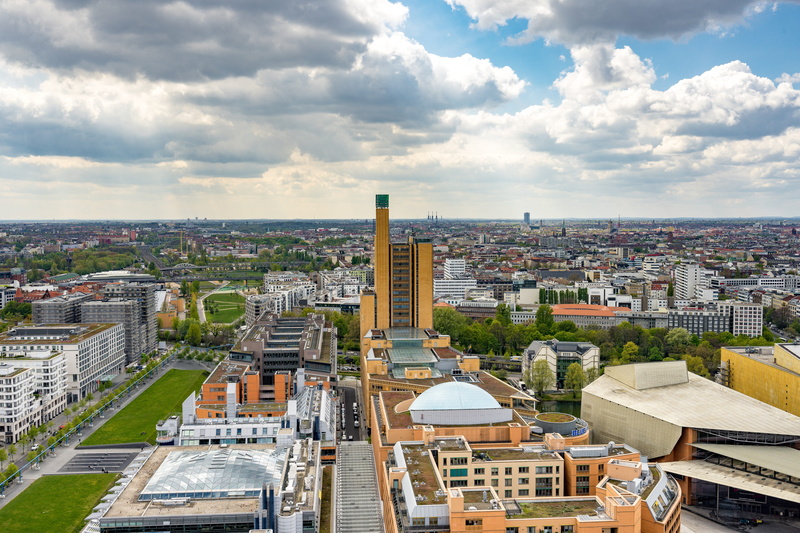 5K, tall - high, architecture, cityscape, viewpoint, Potsdam, built structure, crowd, potsdam place, urban landscape, cloud - sky, financial district