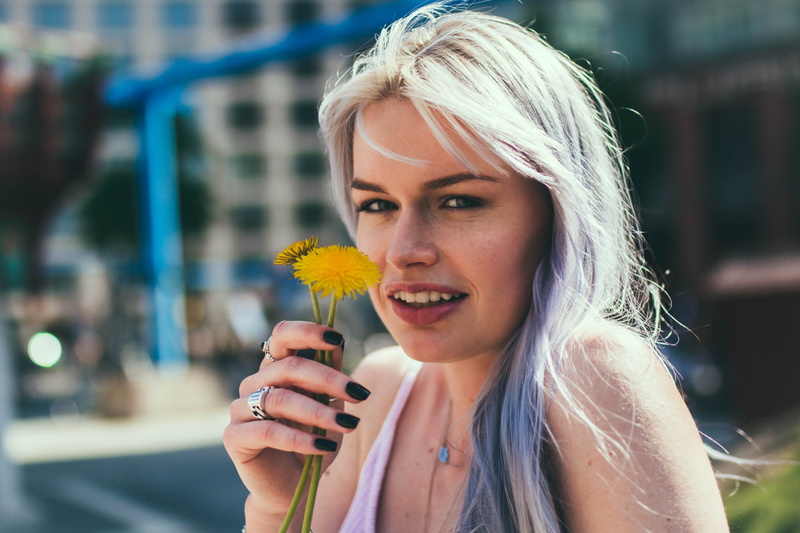 long hair, daisy, streets, woman, portrait, hairstyle, summer, flower, germany, focus on foreground, flowering plant, green eyes, beautiful woman, berlin