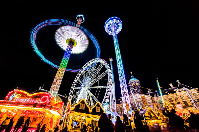 fun, low angle view, carnival, swing, carnaval, nightlife, celebration, light, city, illuminated, outdoors, 5K, angle, amusement park ride, amsterdam