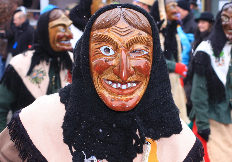 celebration, paint, larvae, festival, 2K, art and craft, focus on foreground, incidental people, the witch, mask, disguise, people, mask - disguise, headshot
