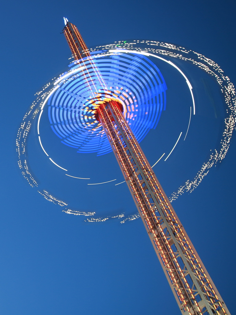 longexposuretime, light, young, fun, amusement park ride, sky, lighting, spinning, nature, blurred motion, architecture, sphere, party, city, blue, carnaval
