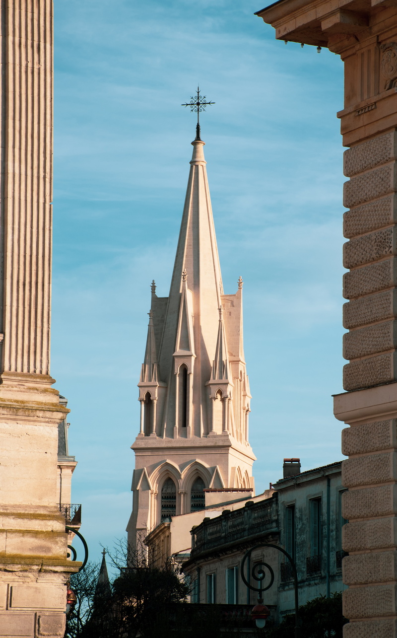 france, tower, croix, spire, bâtiment, low angle view, clock, sky, frança, steeple, cloud - sky, rock, religion, igreja, église, street, outdoors, nature