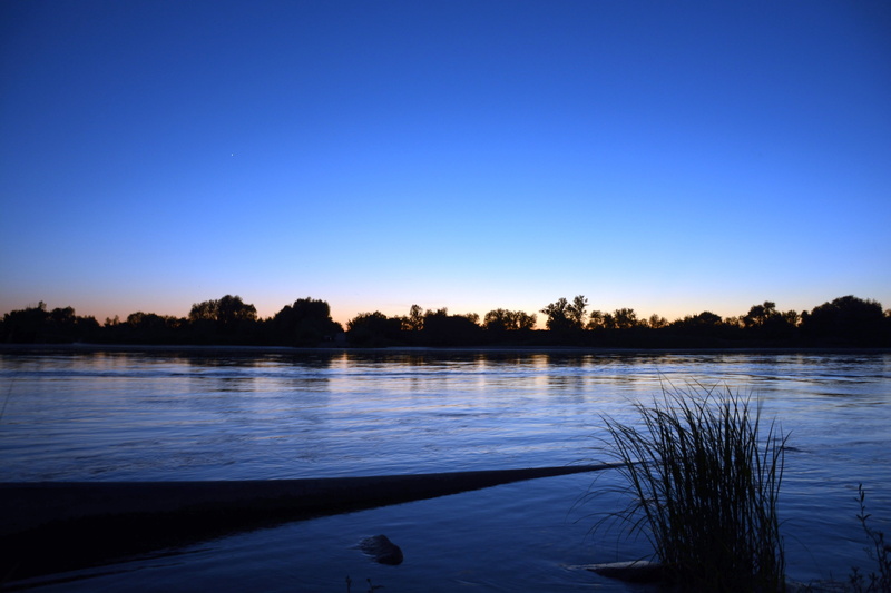 blue, non-urban scene, tranquil scene, scenics - nature, poland, water, 5K, evening, copy space, beauty in nature, silhouette, nature, tranquility, wisla