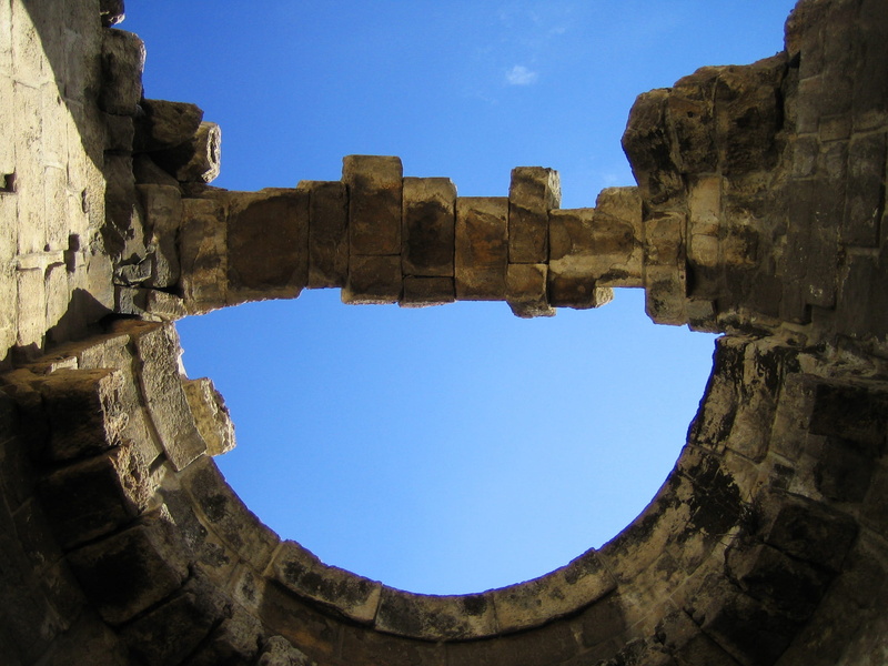 famous, tourism, old ruin, old, middle, day, city, stone material, travel destinations, built structure, low angle view, column, the past, roman, ancient