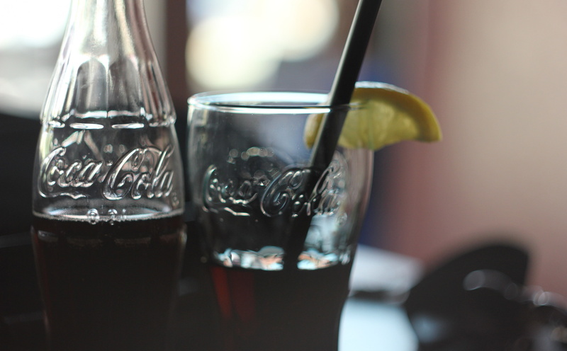 5K, alcohol, still life, Food and Drink, glass, coca cola, glass - material, food, drinking glass, drink, close-up, transparent, bottle, lemon, summer
