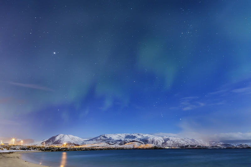 beauty in nature, winter, night, star - space, no people, tranquil scene, water, snowcapped mountain, sky, mountain range, hoary, 1080P, lake, environment