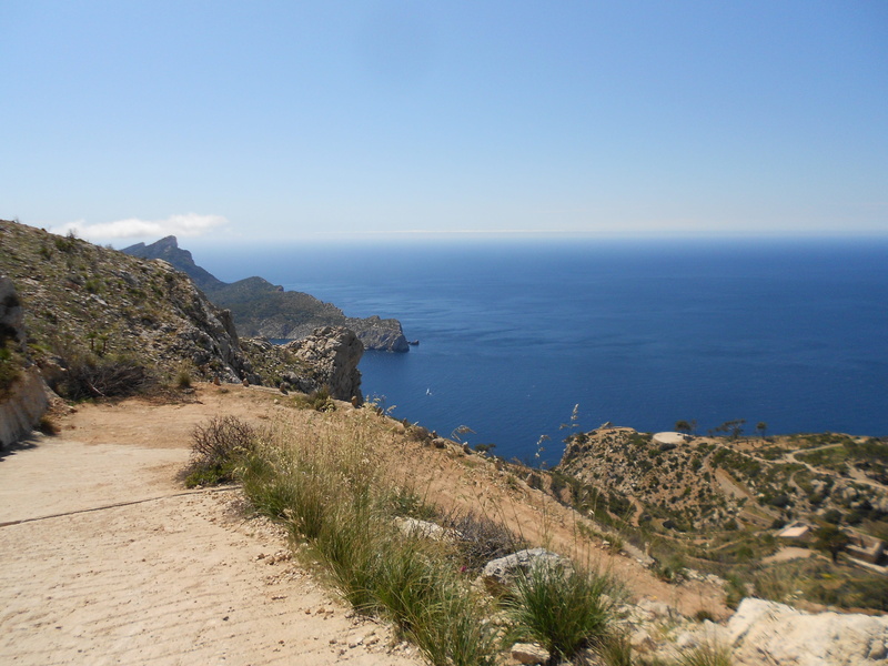 bank, panorama, cliff, rock, beauty in nature, mood, tranquility, plant, water, clear sky, horizon over water, horizon, romantic, holiday, tranquil scene