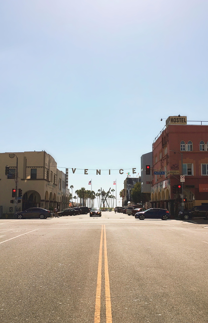 day, sky, cartel, motor vehicle, flags, road marking, billboard, beach, copy space, car, mode of transportation, usa, 100 windward ave, the way forward