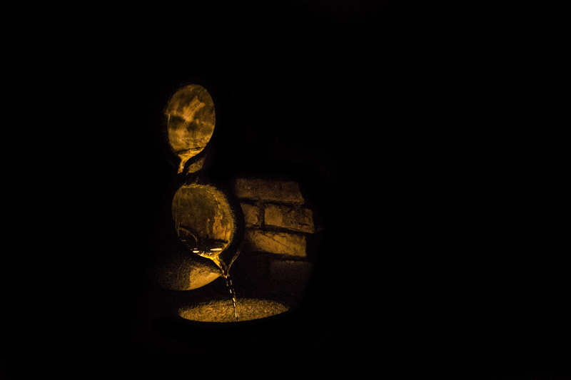 bubbles, 2K, stack, light, night, shadow, indoors, history, wood - material, architecture, photography, black background, dark, black, old, studio shot