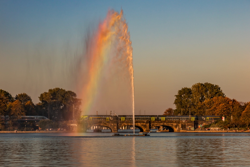 plant, beauty in nature, hanseatic, bridge, motion, hanseatic city, no people, binnenalster, bridge - man made structure, fountain, 5K, rainbow, sky, alster