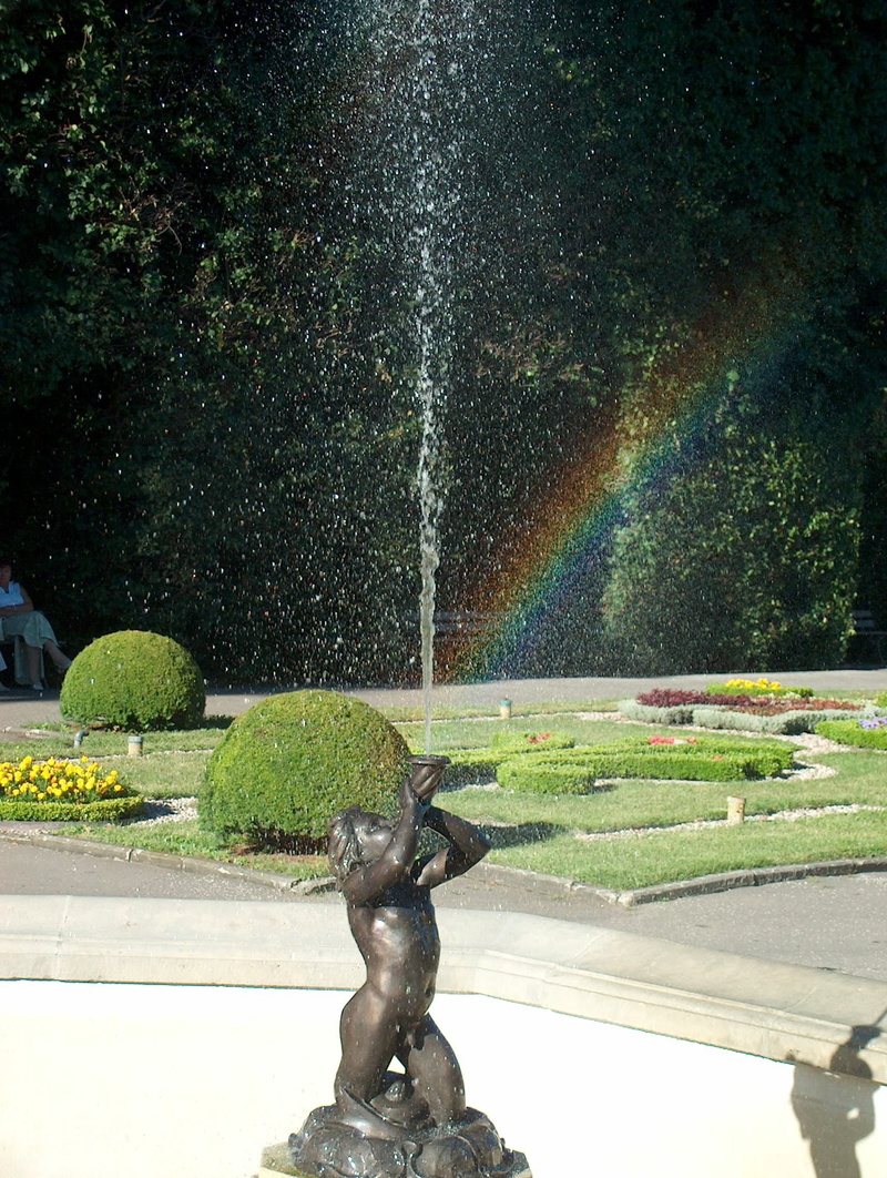architecture, spraying, representation, long exposure, summer, motion, poland, screen, water, plant, green, day, statue, park - man made space, monument
