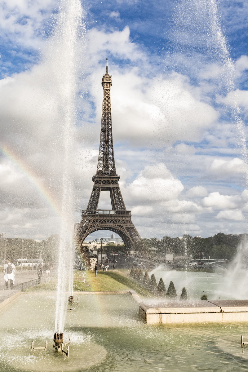 sky, travel, 5K, motion, holiday, the past, paris, water, steel, france, romantic, tourist, tower, cloud - sky, eiffel tower, tourism, day, clouds, built structure