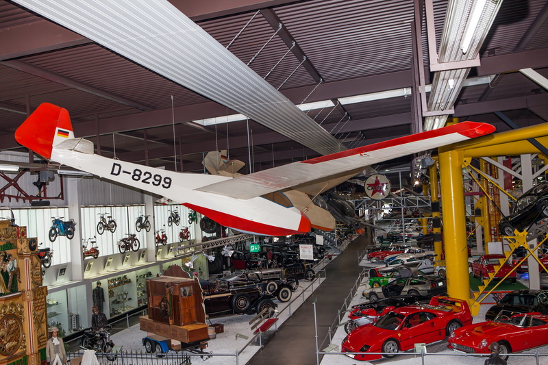 variation, city, choice, auto, building exterior, hall, shopping mall, crom, consumerism, retail, text, museum, oldtimer, real people, aircraft, incidental people