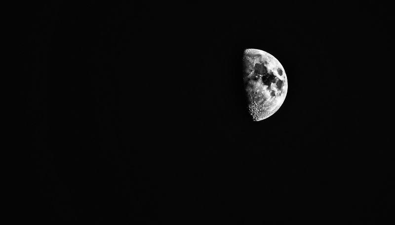 copy space, beauty in nature, dark, tranquility, luna, nature, cosmos, tranquil scene, night, astronomy, astrology, science, space exploration, 2K, moon surface