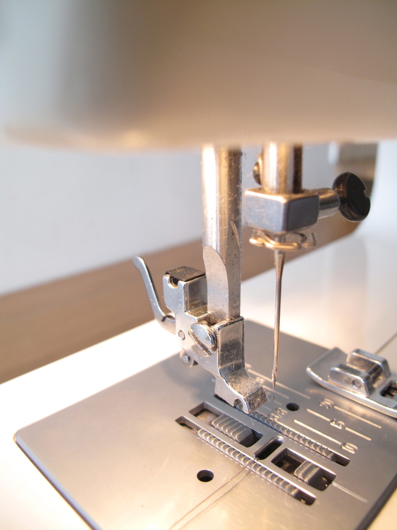 sewing needle, machinery, sewing machine, business, know-how, textile industry, sewing, industry, close-up, thread, machine part, day, equipment, 4K, couture