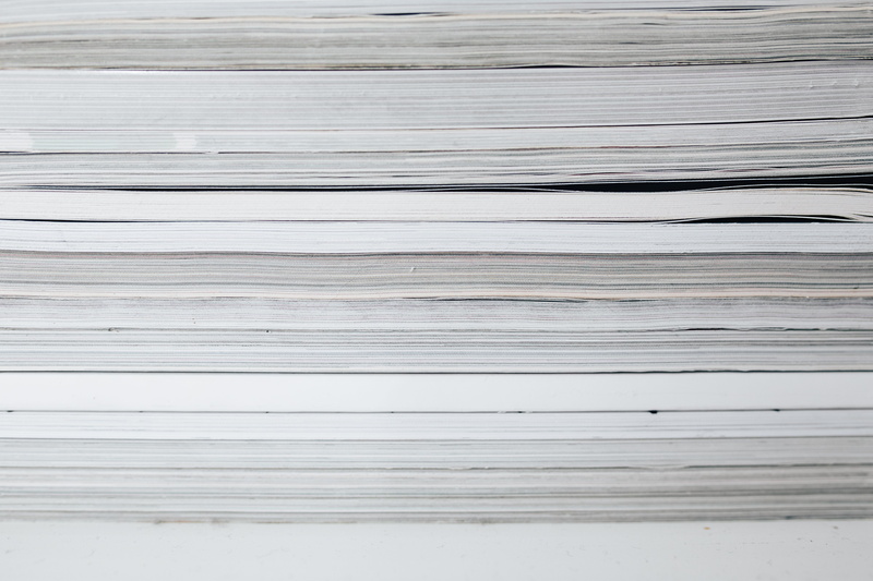 close-up, gray, no people, magazines, lightbulbs, textured, 5K, blank, architecture, lightbulb, business, large group of objects, wood grain, striped