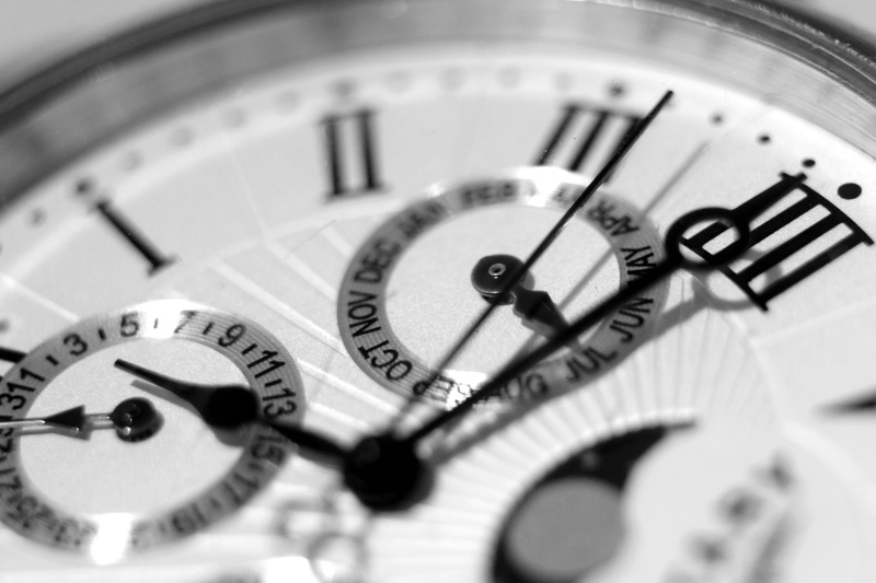 extreme close-up, instrument, schedule, metal, accuracy, pressure, precision, minute hand, clock, watch, 5K, checking the time, time, business, timer