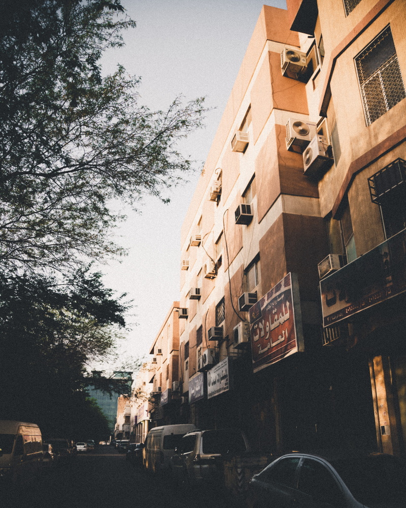 building exterior, urban, morning, car, building, light, color, motor vehicle, road, architecture, nature, day, residential district, built structure, canon