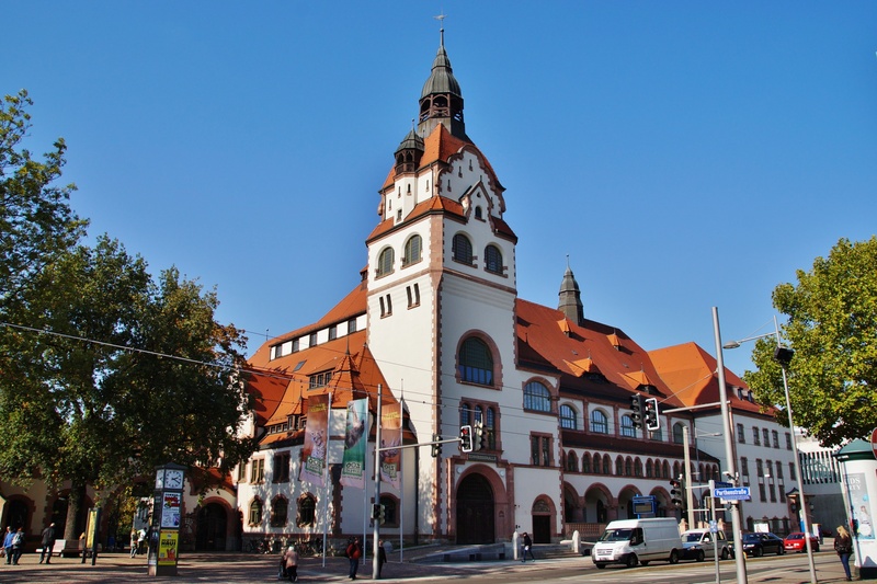 street, spire, incidental people, tree, built structure, the past, blue, zoo, outdoors, religion, clock, leipzig, architecture, belief, building, clear sky
