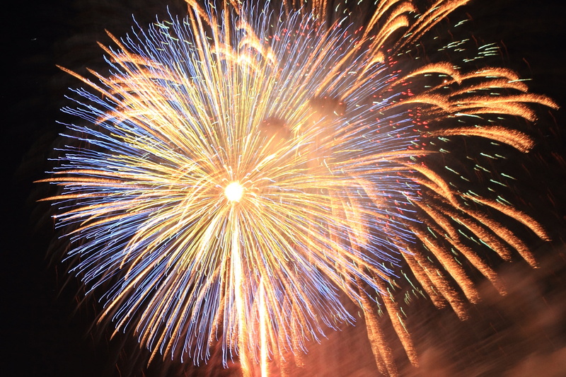 outdoors, firework - man made object, sparks, spark of shower, firework, fireworks, arts culture and entertainment, illuminated, sylvester, exploding, low angle view