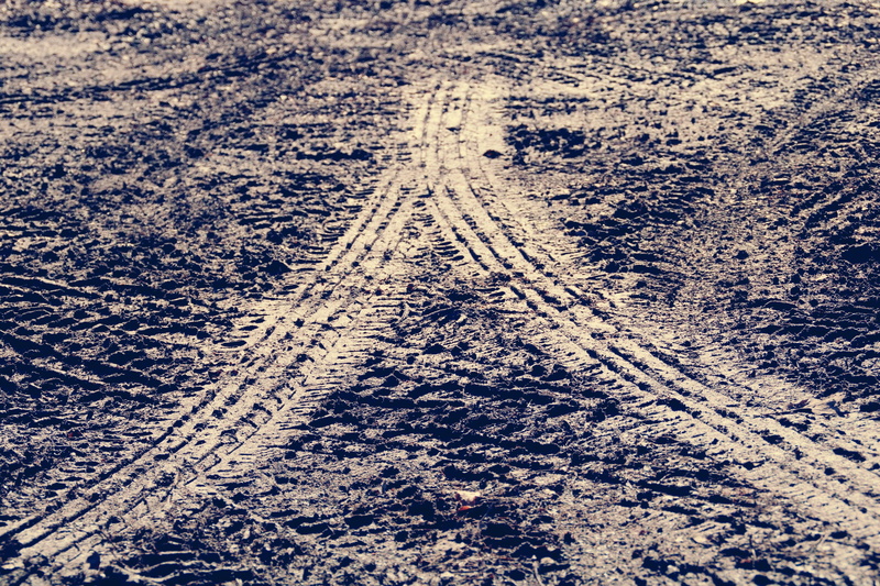 no people, rain, diminishing perspective, day, print, cold temperature, mud, nature, mature, transportation, straight, muddy, sand, traces, 2K, prints