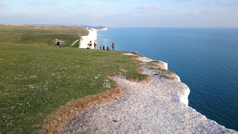 east sussex, group of people, non-urban scene, day, united kingdom, 4K, tranquility, british, real people, water, viewpoint, horizon over water, tranquil scene