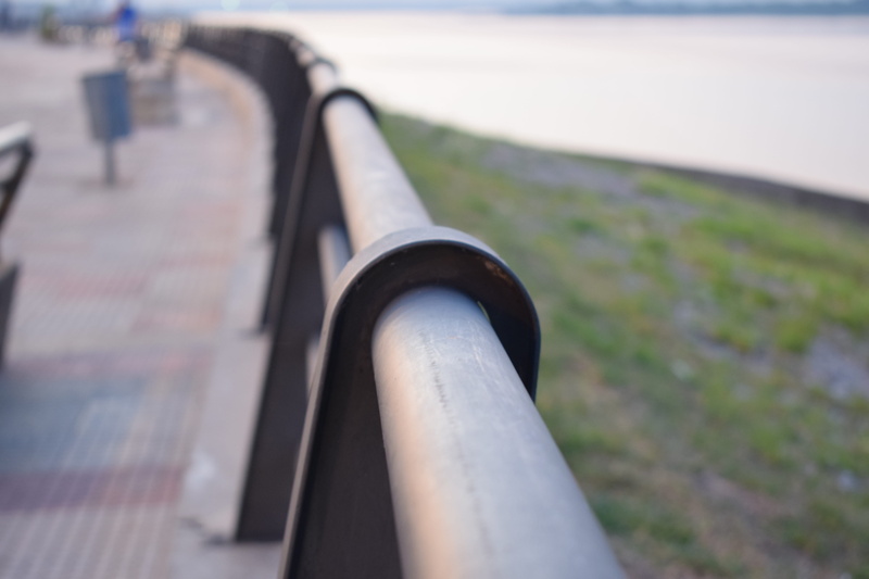 window, city, avenida costanera josé asunción flores, handle, paraguay, pipe - tube, costanera, atardecer, metal, motion, asunción, outdoors, selective focus