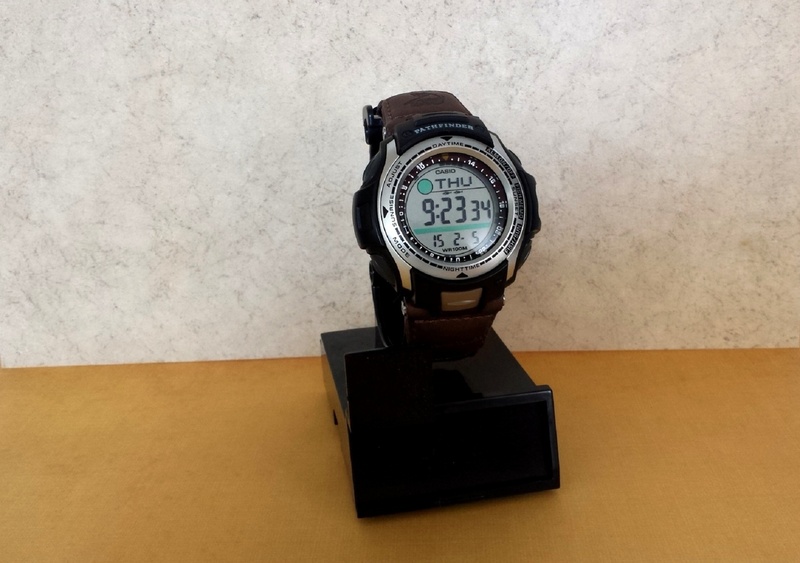 athletic, athlete, training, wristwatch, stop, nature, technology, runner, jogger, clock, speed, hand, health, smartwatch, stopwatch, exercise, device