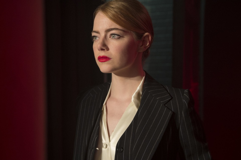 contemplation, front view, women, Emma Stone, formalwear, young women, beautiful woman, indoors, business, young adult, adult, suit, standing, portrait