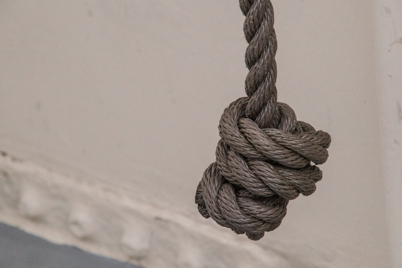 metal, wall - building feature, tied, tied knot, hanging, pattern, cord, marine, outdoors, focus on foreground, line, knot, nature, security, day, 4K