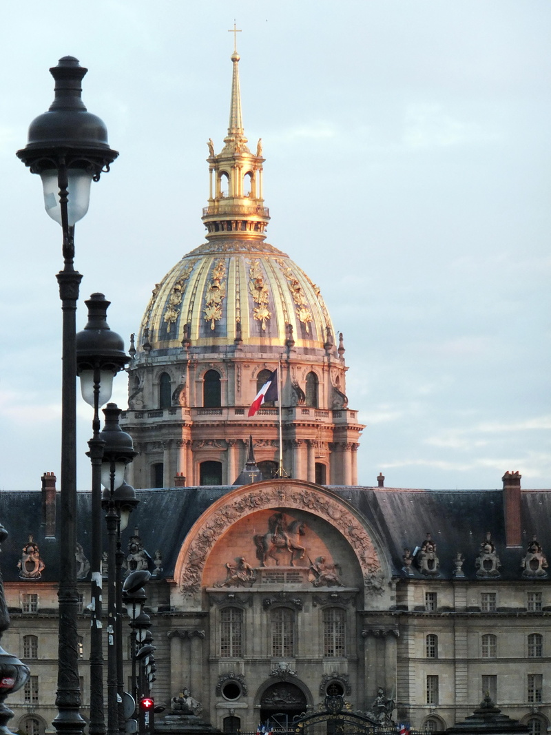 outdoors, urban Scene, paris, travel destinations, nature, building Exterior, building, travel, sky, les invalides, church, lanterns, city, famous Place