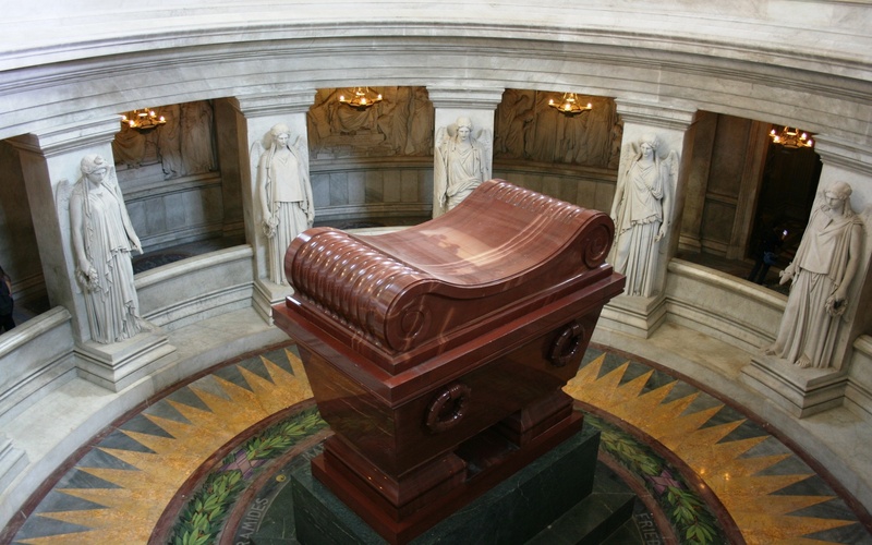 building, arch, ceiling, high angle view, 1080P, history, tomb of napoleon, old, no people, seat, building exterior, napoleon, architecture, marble, the past