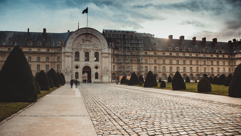 sky, les invalides, street, tourism, history, building exterior, 5K, france, city, travel, outdoors, the past, old, day, architecture, travel destinations