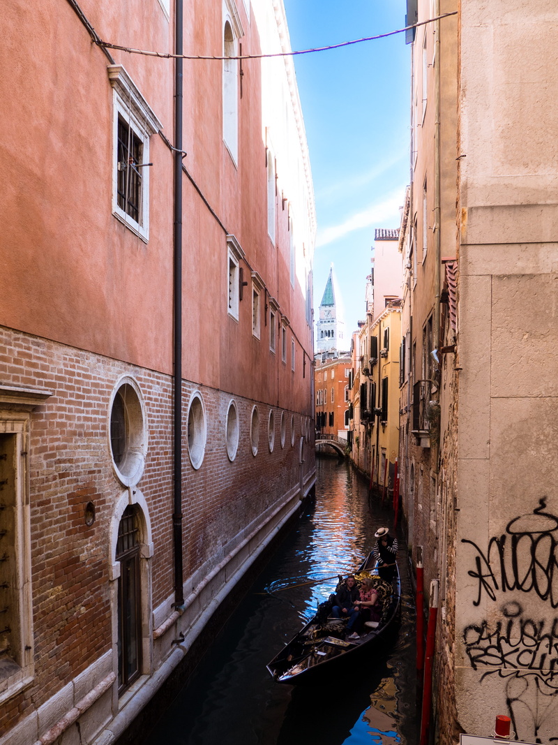 several, incidental people, person, body, brown, river, outdoors, beside, transportation, building, connection, concrete, residential district, mode of transportation