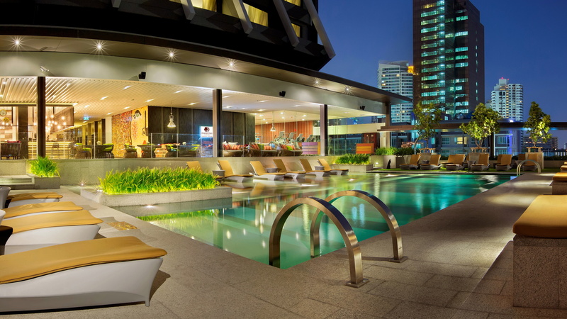 tourism, photo, Bangkok, pool, DoubleTree by Hilton Hotel, chairs, 8K, indoor, Best hotels, travel, loungers, vacation, Thailand, booking, resort